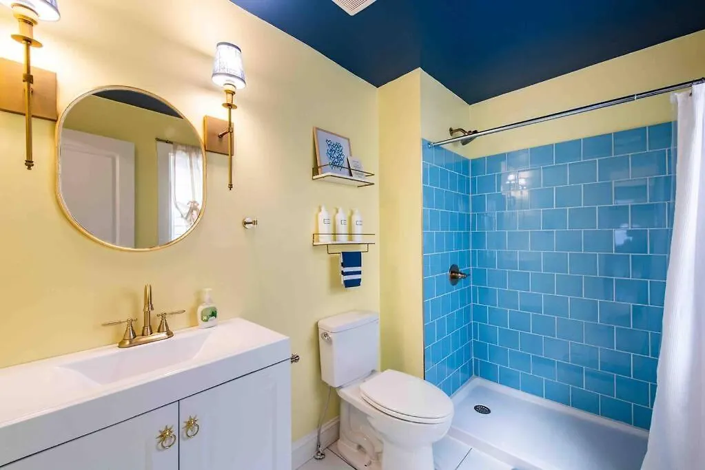 Blueberry Lemondrop Germantown 2 Bedroom Apartment Louisville